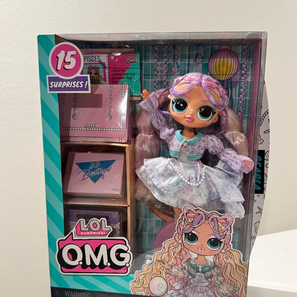 L.O.L. Surprise!O.M.G. Pearla Fashion Doll with 15 Surprises,Mermaid Themed. NEW - Picture 4 of 7
